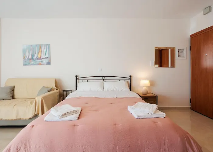 Georgia Seaview Apartment B2